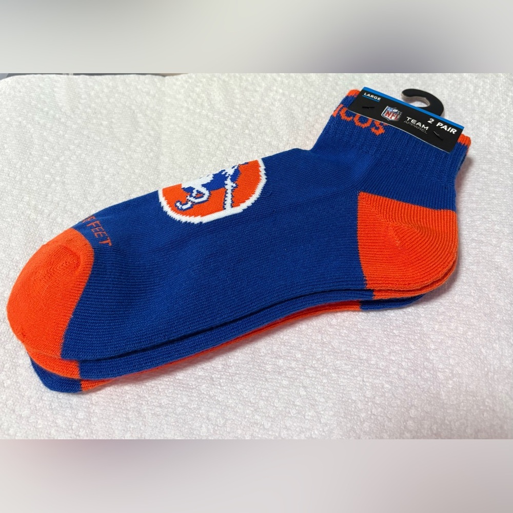 Buffalo Bills Royal & Blue and Orange 2 Pair For Bare Feet Quarter Crew Socks L